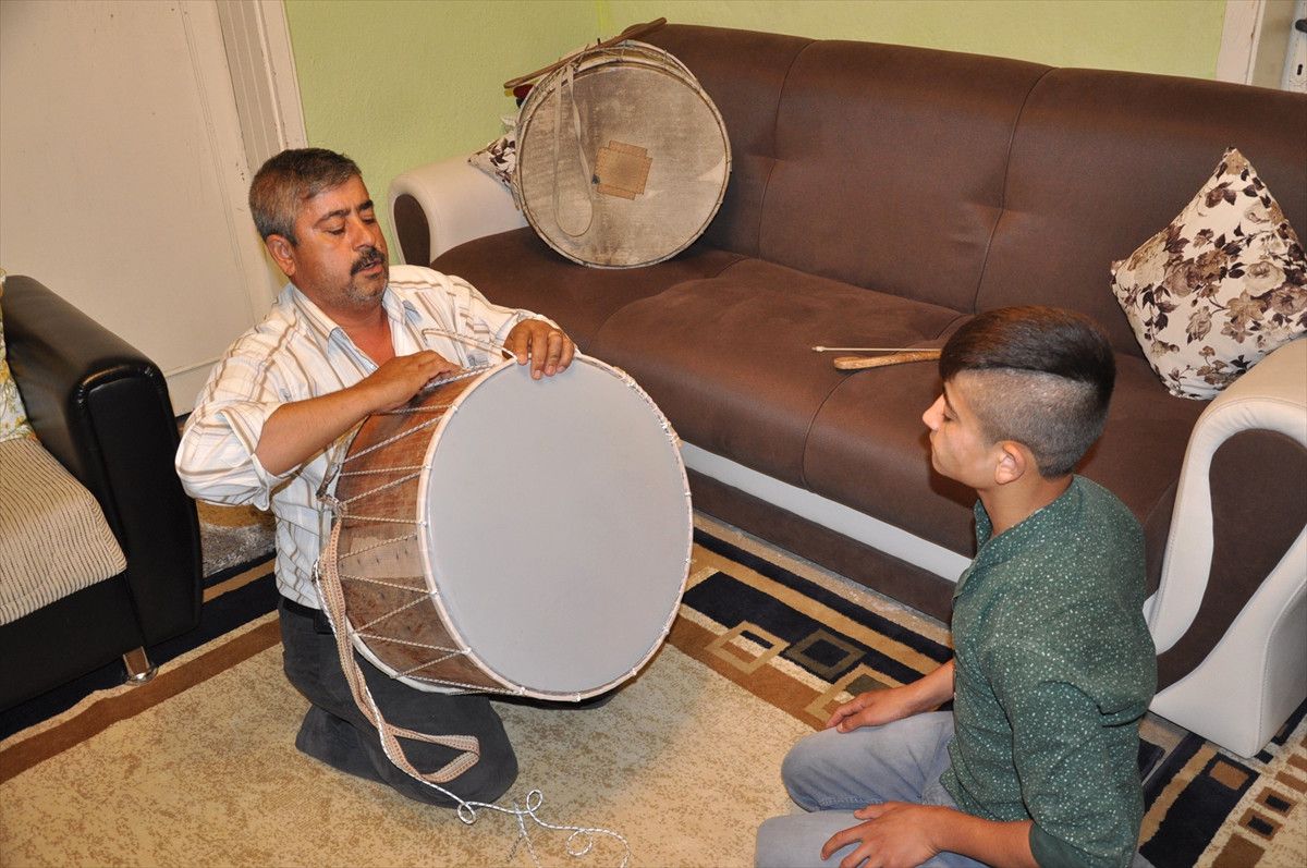 Liseli Davulcu"Nun Sahur Mesaisi