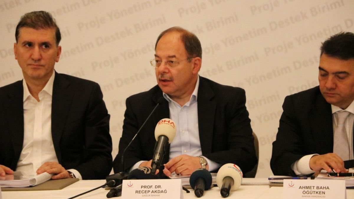 Sağlık Bakanı Akdağ İstanbul\'daki Sağlık Yatırımlarını Anlattı