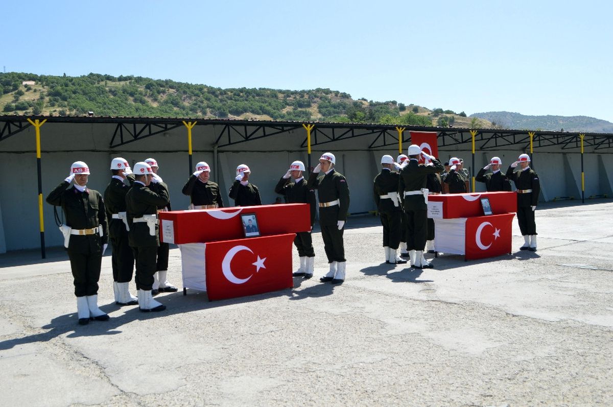 Şırnak Şehitleri Için Tören