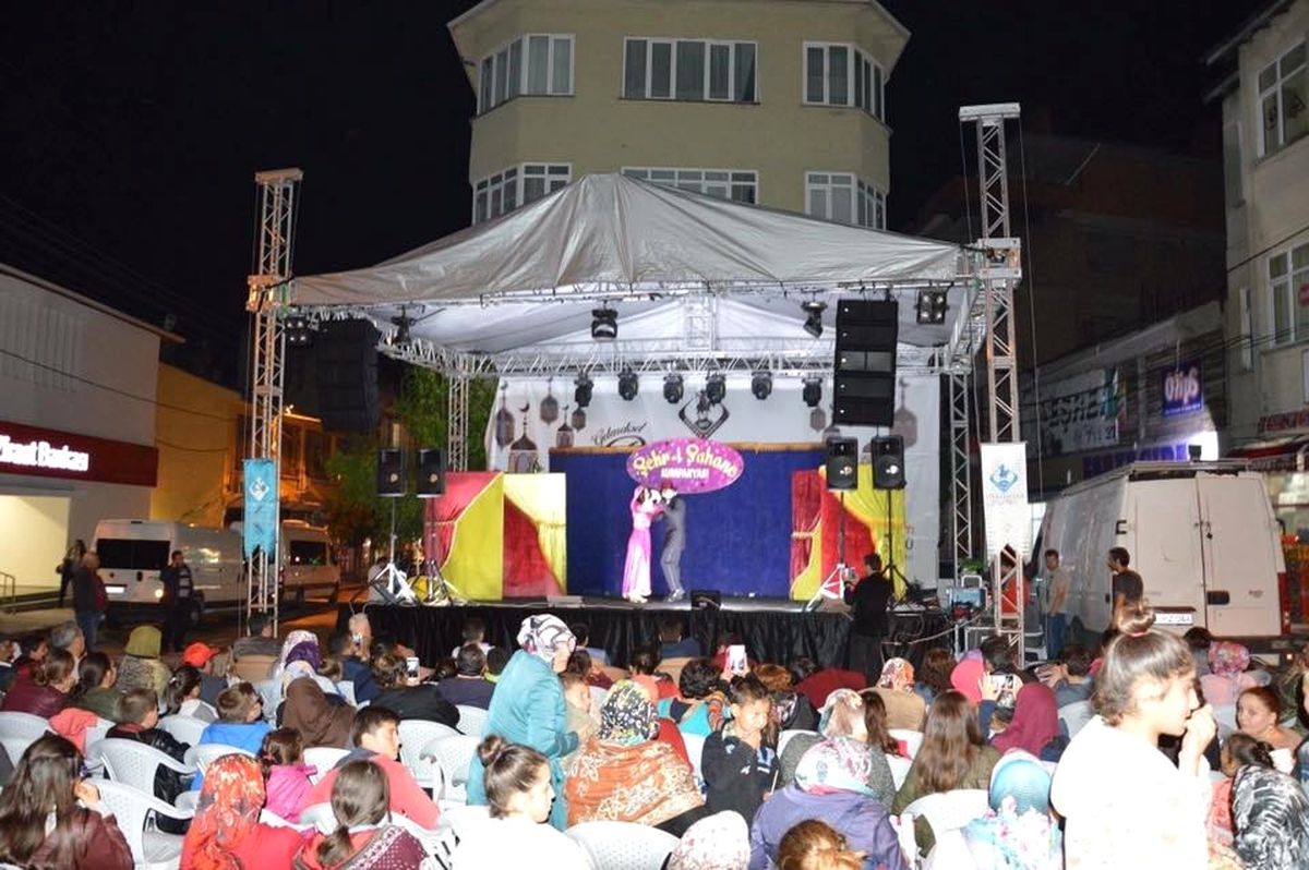Sivrihisar\'da Ramazan Bir Başka Güzel