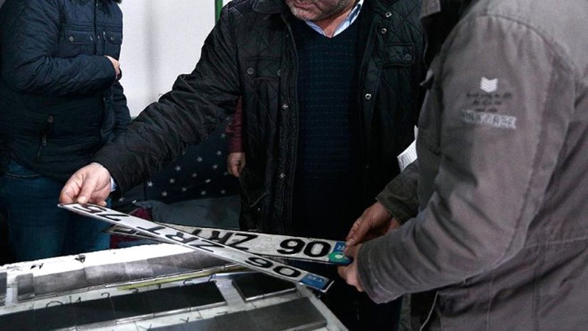 Standart Dışı Plakalara Ceza Yağdı