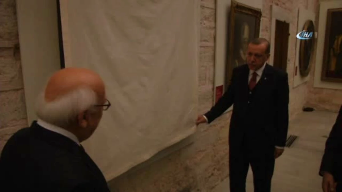 Sultan 2. Osman\'ın Cülus-ı Hümayun Tablosu Cumhurbaşkanı Erdoğan\'ın Katılımıyla Topkapı Sarayı\'nda