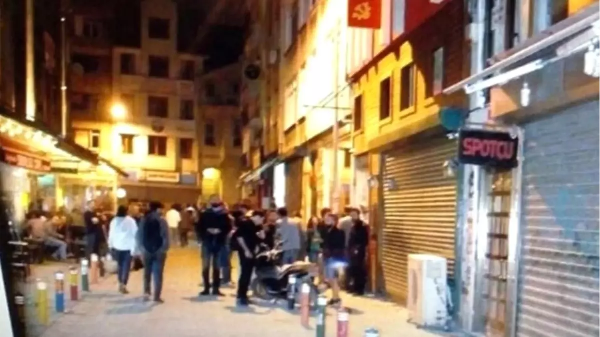 HTKP\'li Grup, TKP\'nin Kadıköy\'deki Binasına Taş ve Sopalarla Saldırdı