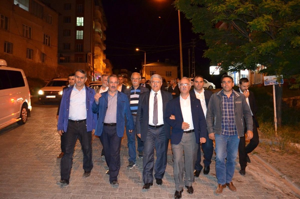 Vedat Demiröz Adilcevaz\'da İftar Programına Katıldı