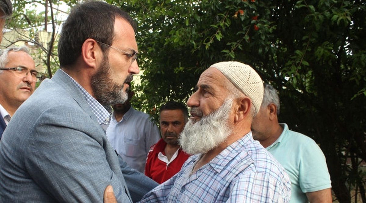 AK Parti Genel Başkan Yardımcısı Ünal\'dan Şehit Ailesine Ziyaret