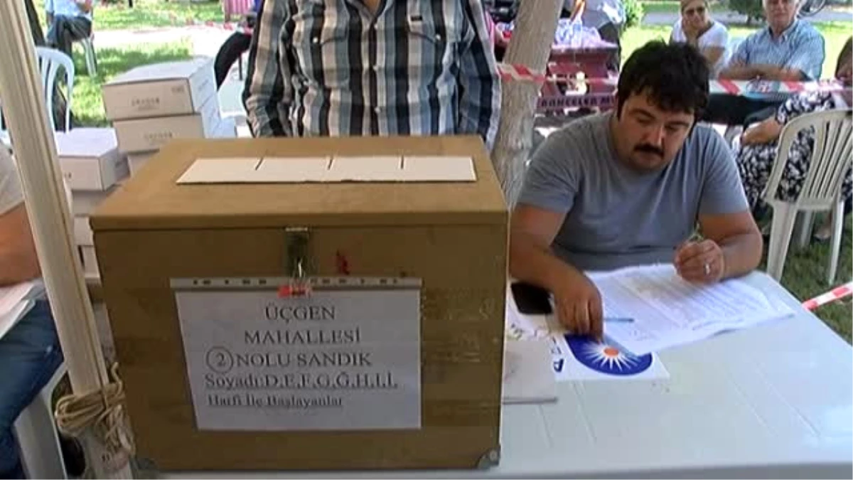 Antalya\'da 2 Mahallede \'Otopark\' Referandumu Başladı