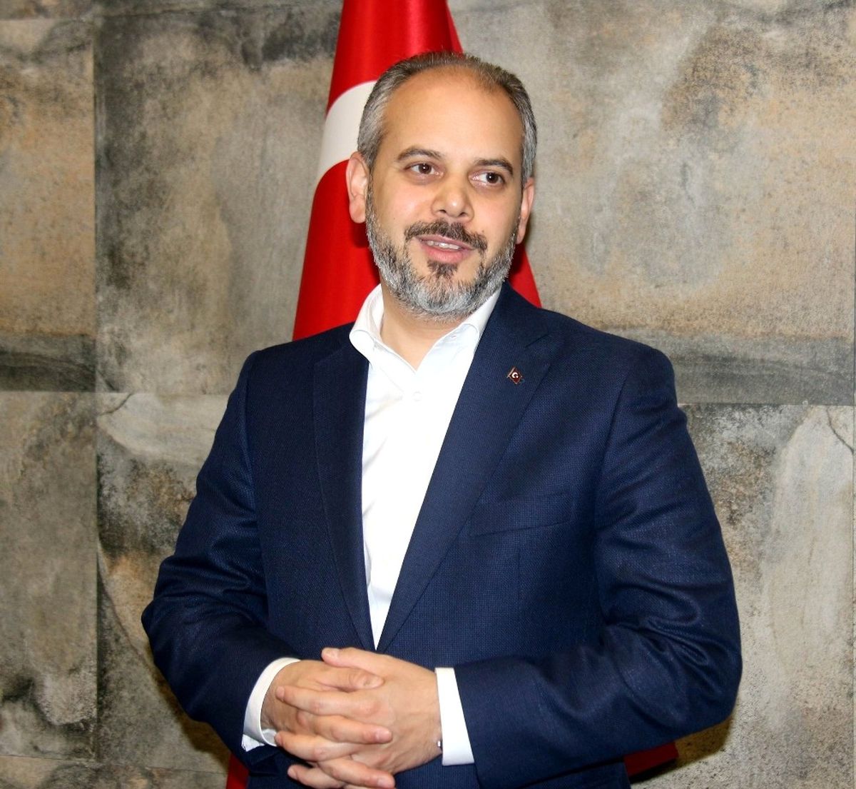Bakan Kılıç: "Milli Takımda Bayrağımızın Altında Birleşelim"