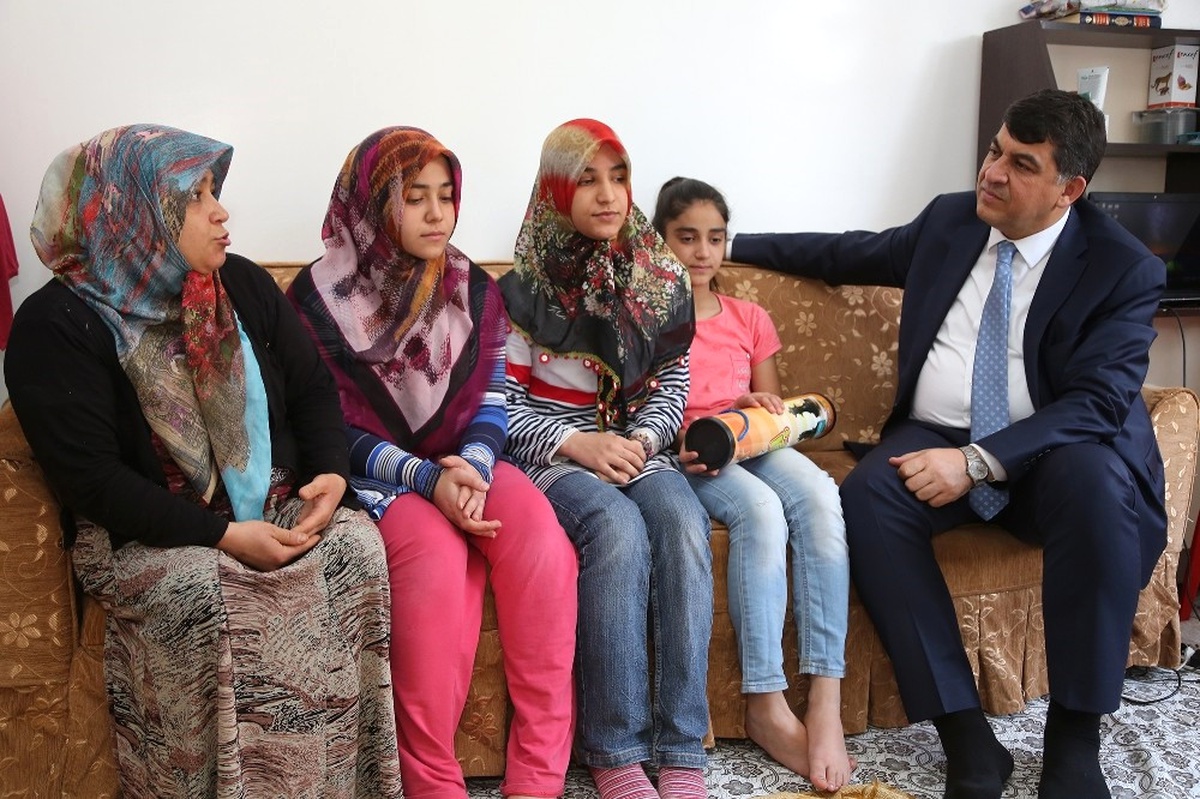 Başkan Fadıloğlu, Suriyeli Ailelerin Evine Konuk Oldu
