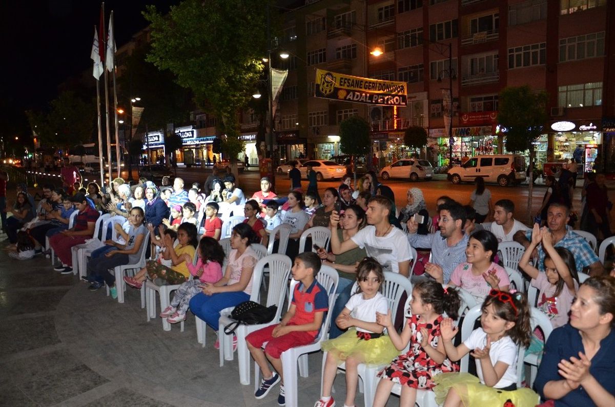 Doğa Caddede Ramazan Coşkusu