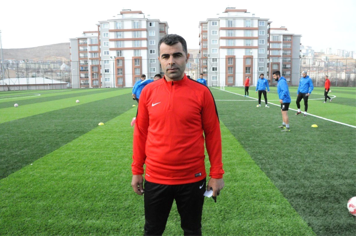 Elaziz Belediyespor, Turgut ile Devam Kararı Aldı