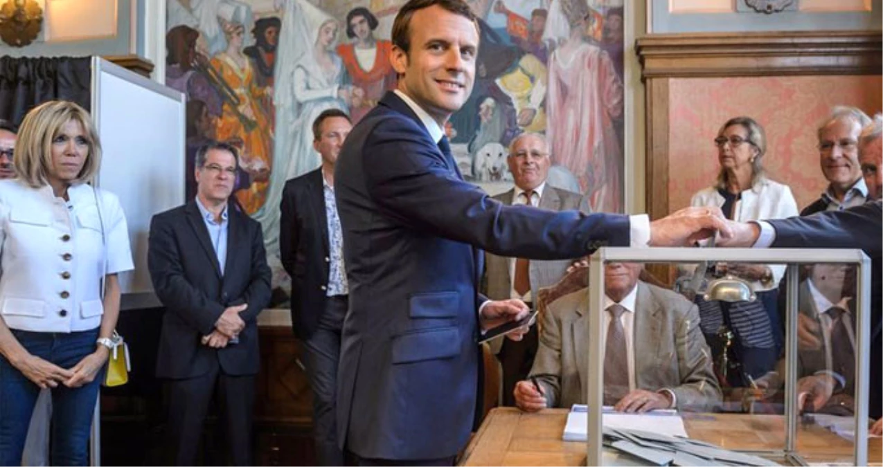 Fransa\'da Cumhurbaşkanı Macron, Genel Seçimin de Galibi Oldu