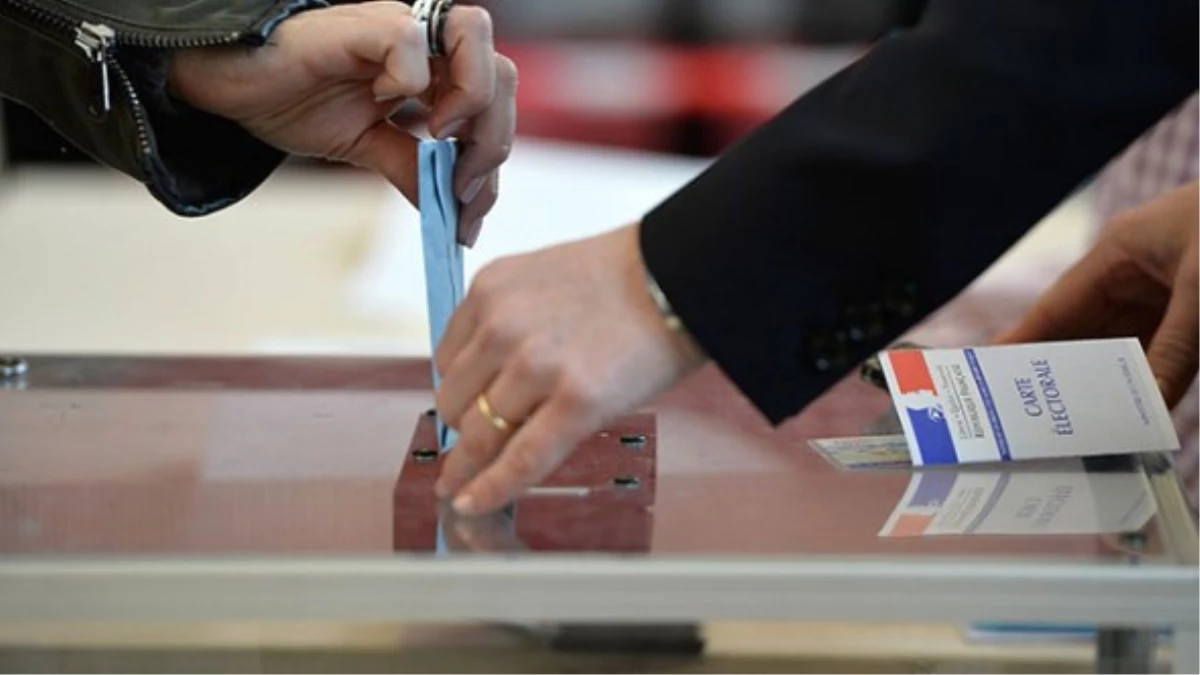 Fransa Seçimlerinde Katılım Tarihin En Düşük Seviyesinde