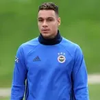 Van der Wiel kadroya giremiyor ama yenge dünya karmasında - Spor Haberleri