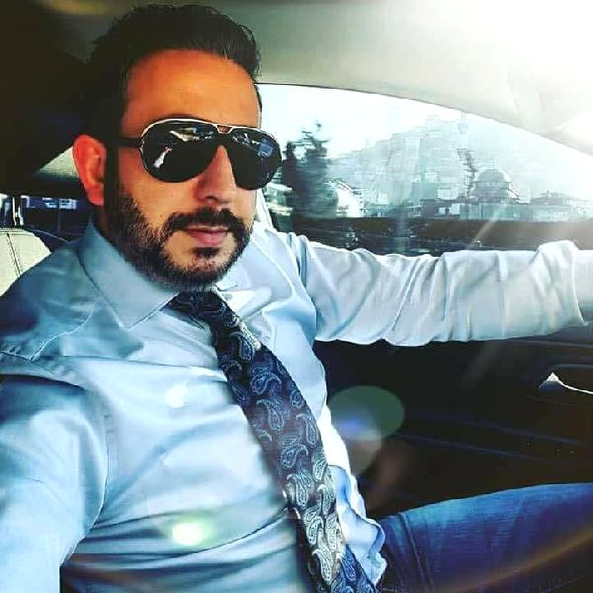 Hafif Ticari Araçla Çarpışan Motosikletin Sürücüsü Öldü