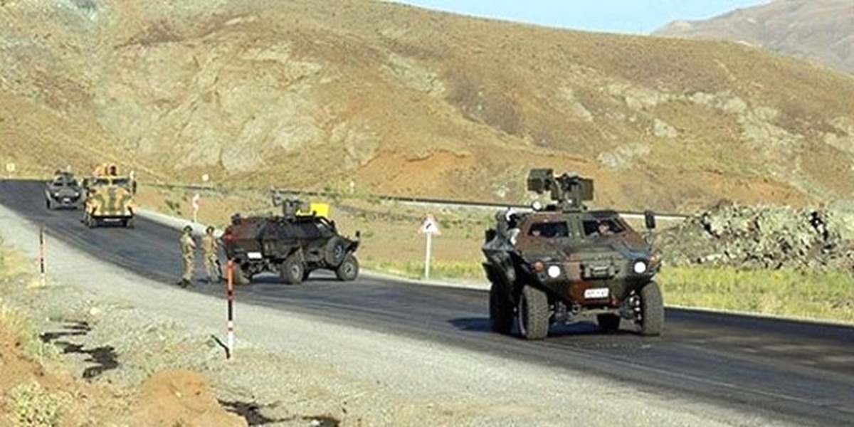 Hakkari\'de İki Ayrı Terör Saldırısı: 9 Yaralı