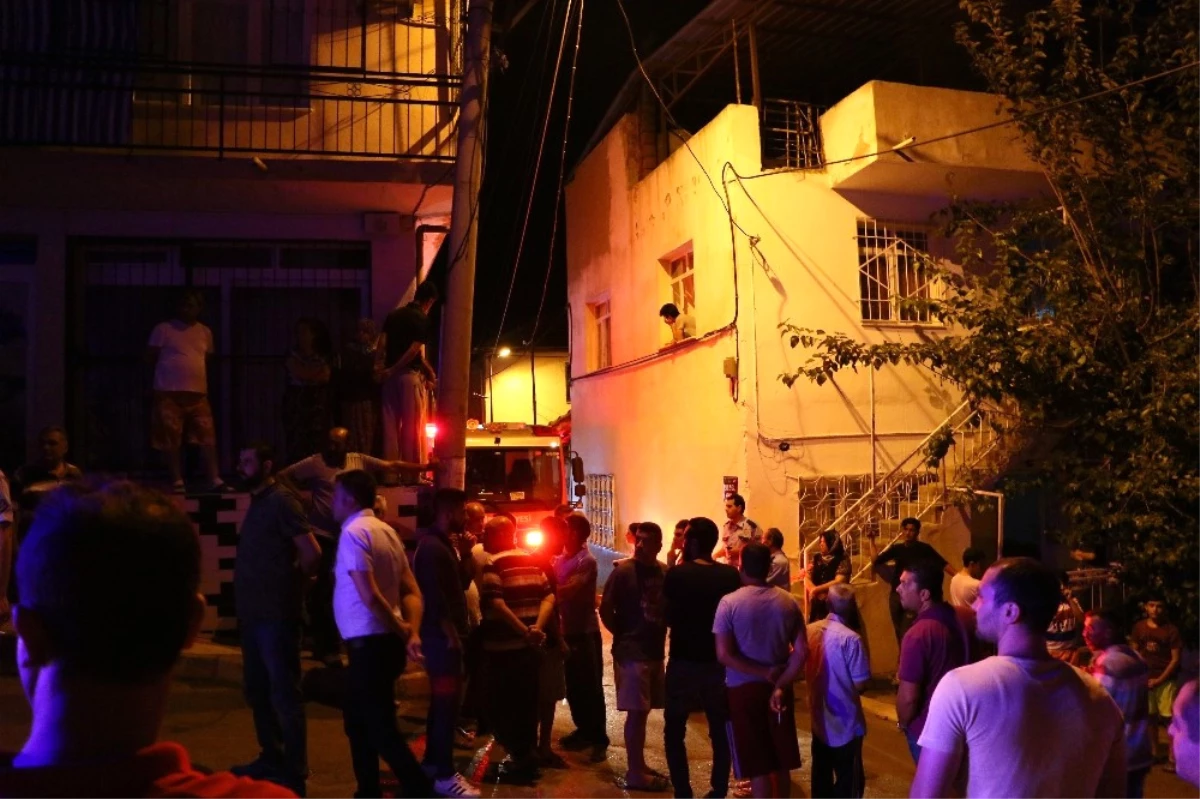 İzmir\'de Korkunç İnfaz: 3 Ölü