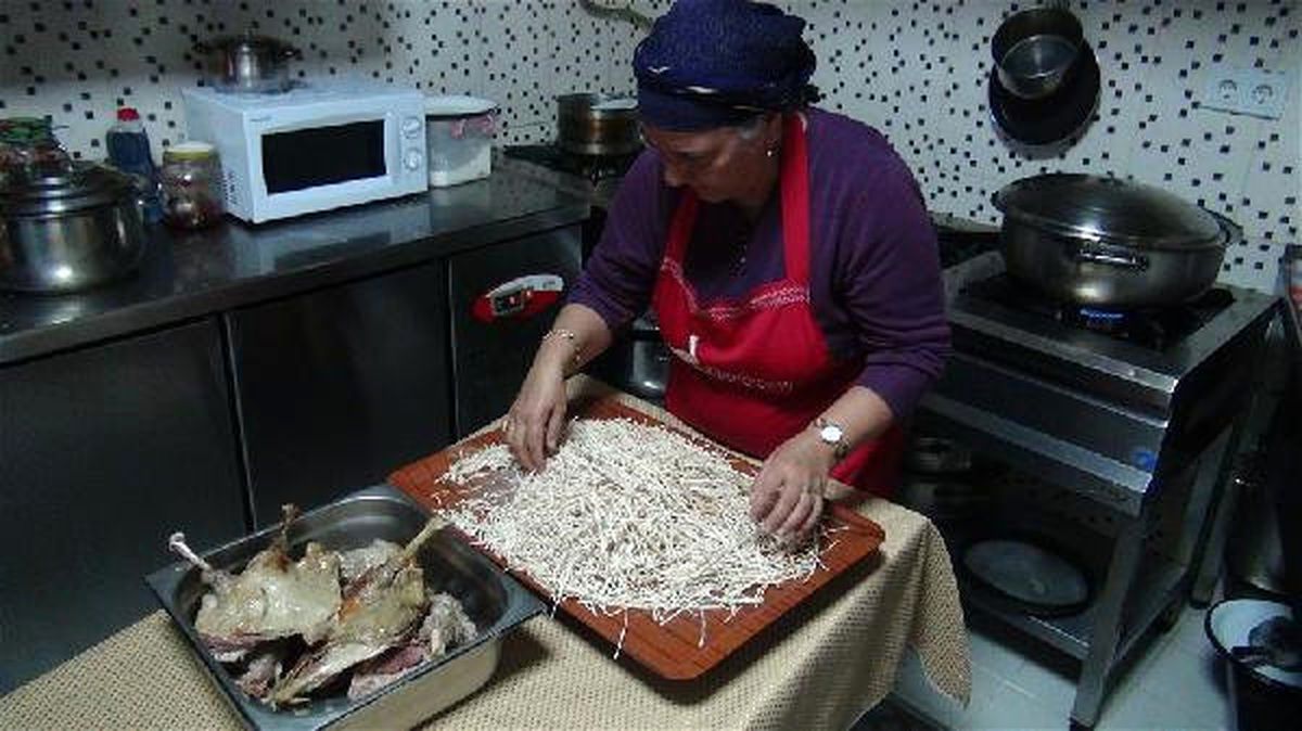 Kars\'ın Yöresel İftar Menüsü: Kaz Eti ve Erişte Pilavı