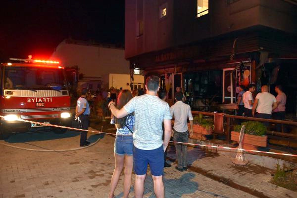 Marmaris\'te Barda Korkutan Yangın