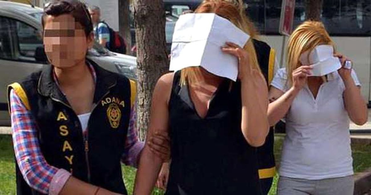 Masaj Salonlarına Fuhuş Baskını