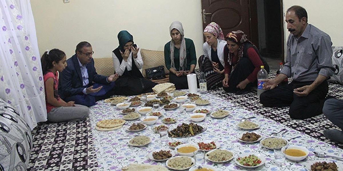 Şırnak Valisi Su, Vatandaşın Evinde İftar Açtı
