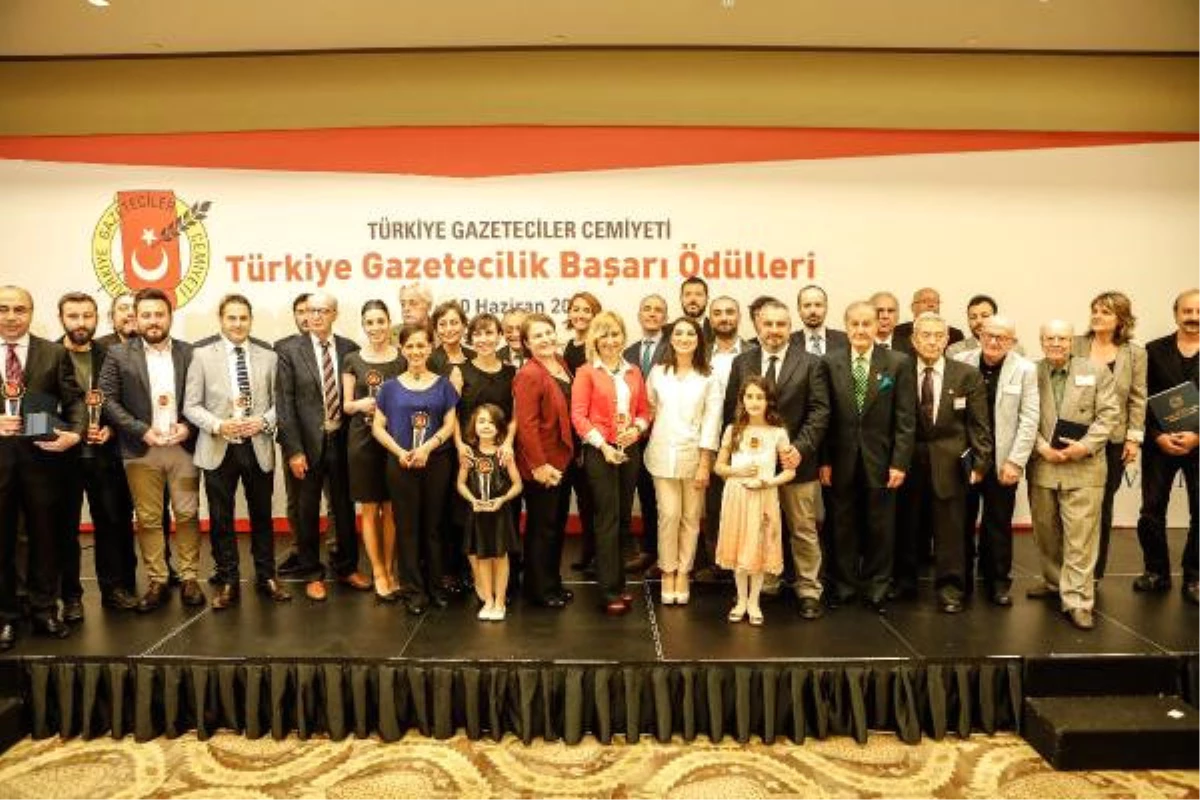 Tgc\'nin 71. Yılında Türkiye Gazetecilik Başarı Ödülleri Sahiplerini Buldu