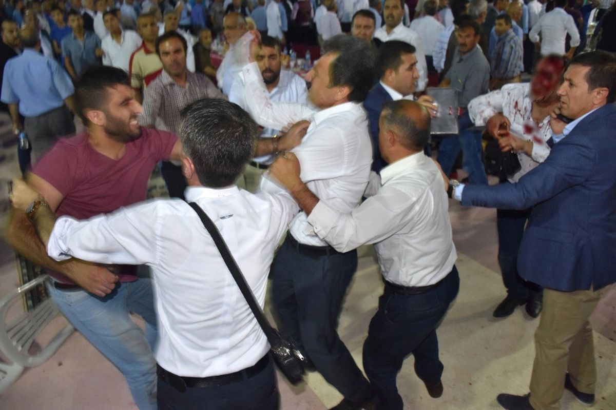 Adıyaman\'da Kavga: 5 Yaralı