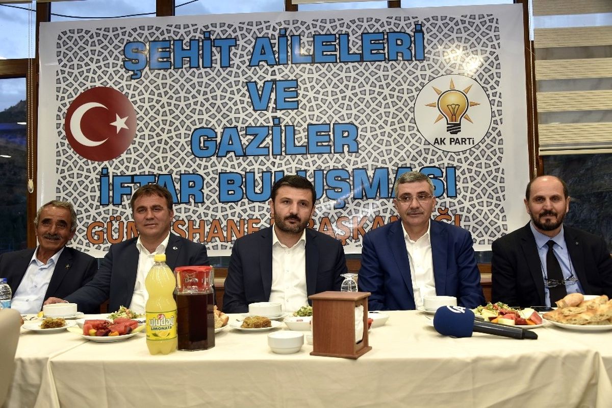 AK Parti\'den Şehit Aileleri ve Gazilere İftar Programı