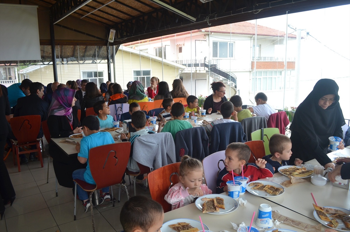 Akçakoca Belediyesinden Şehit ve Koruyucu Ailelerine İftar