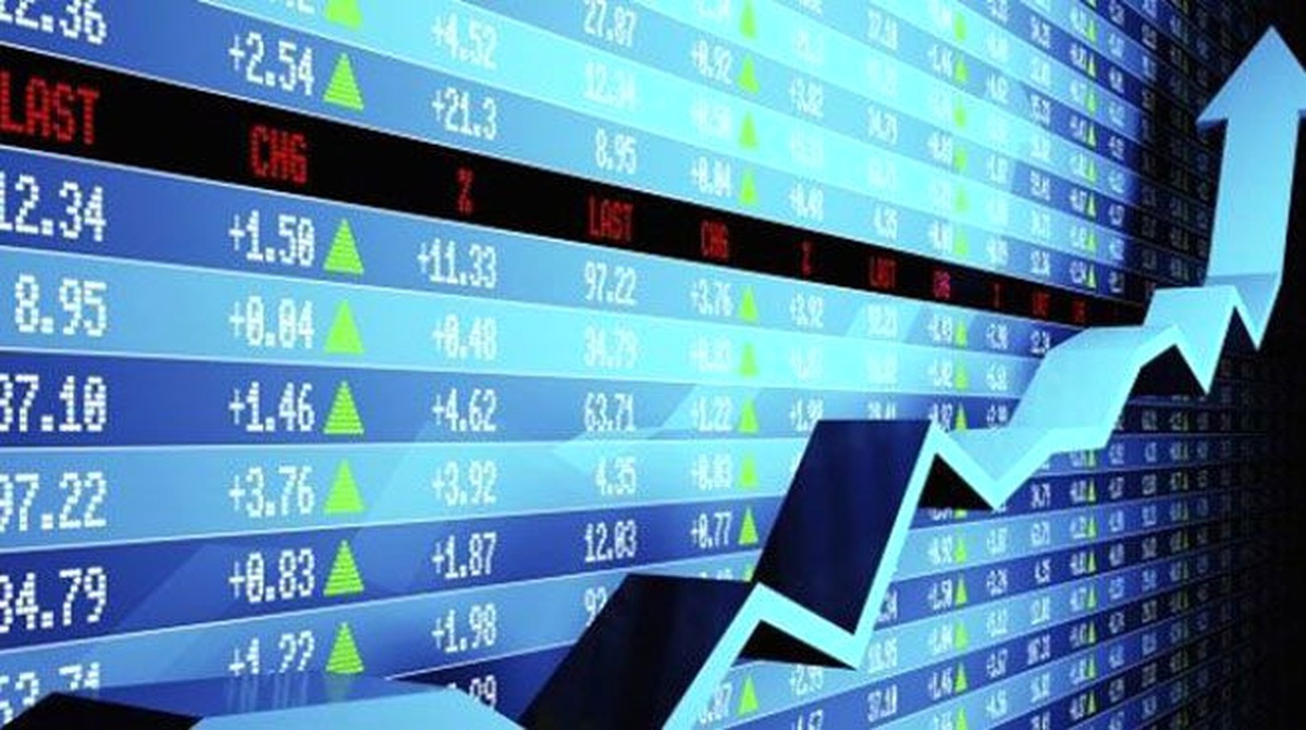 Beklenenden Yüksek Büyüme ile Dolar 1 Kuruşa Yakın Düştü