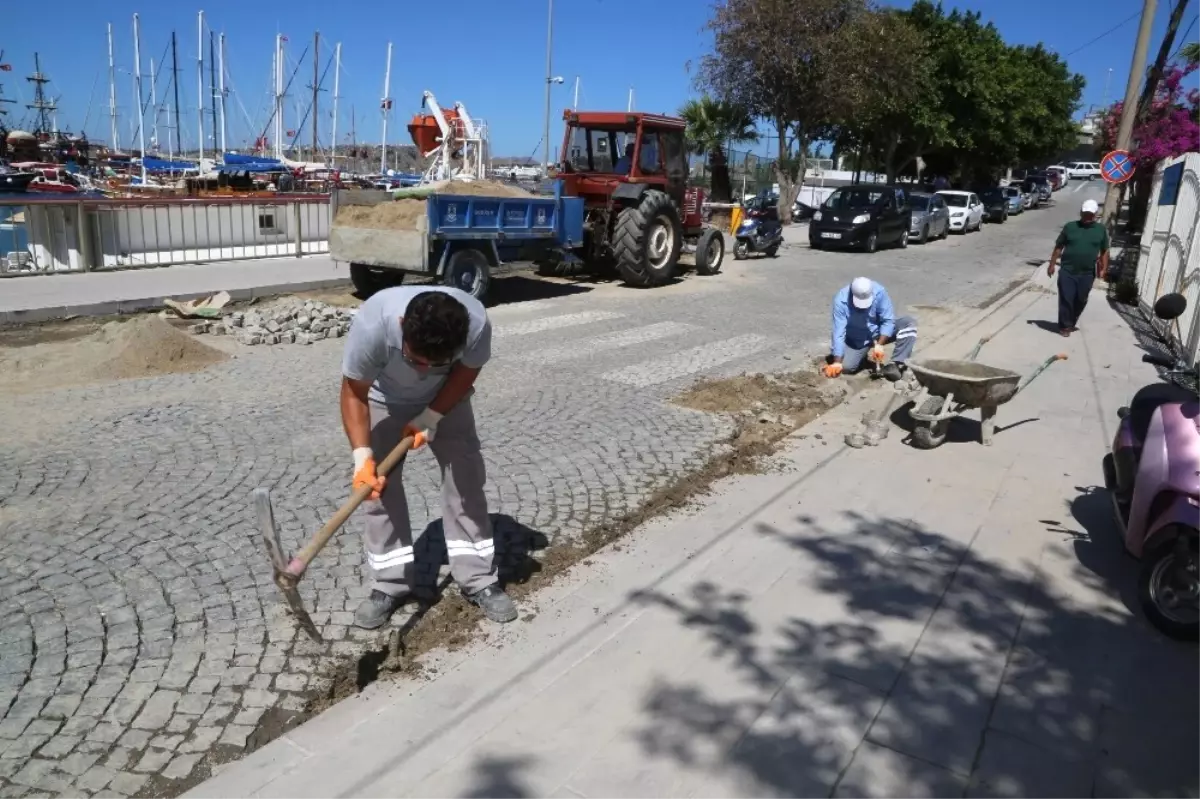 Bodrum\'da Zeki Müren Caddesi Çalışmaları Sona Erdi