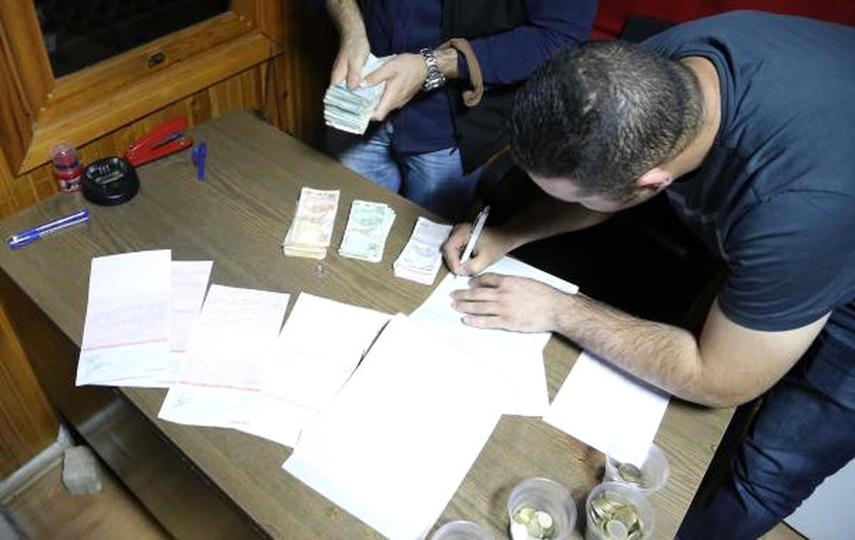 Dilencinin Üzerinden 30 Bin Tl, Banka Hesaplarında İse 450 Bin TL Olduğu Belirlendi