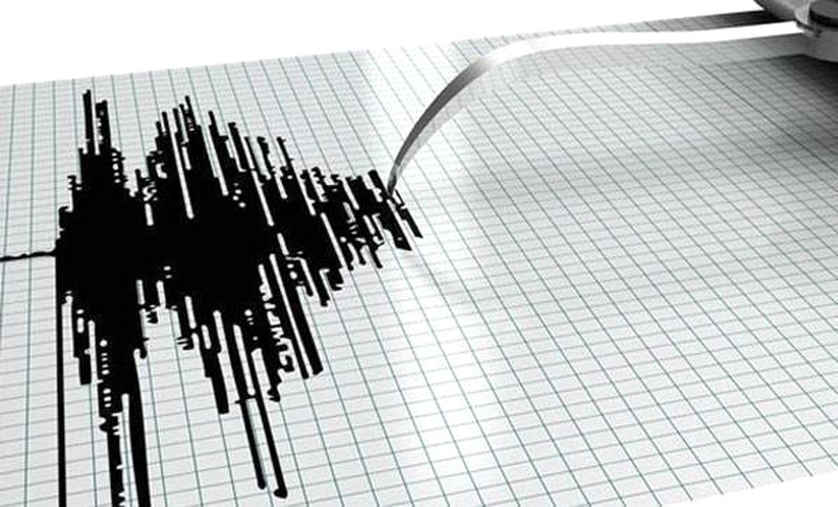 Endonezya\'da 5,6 Büyüklüğünde Deprem