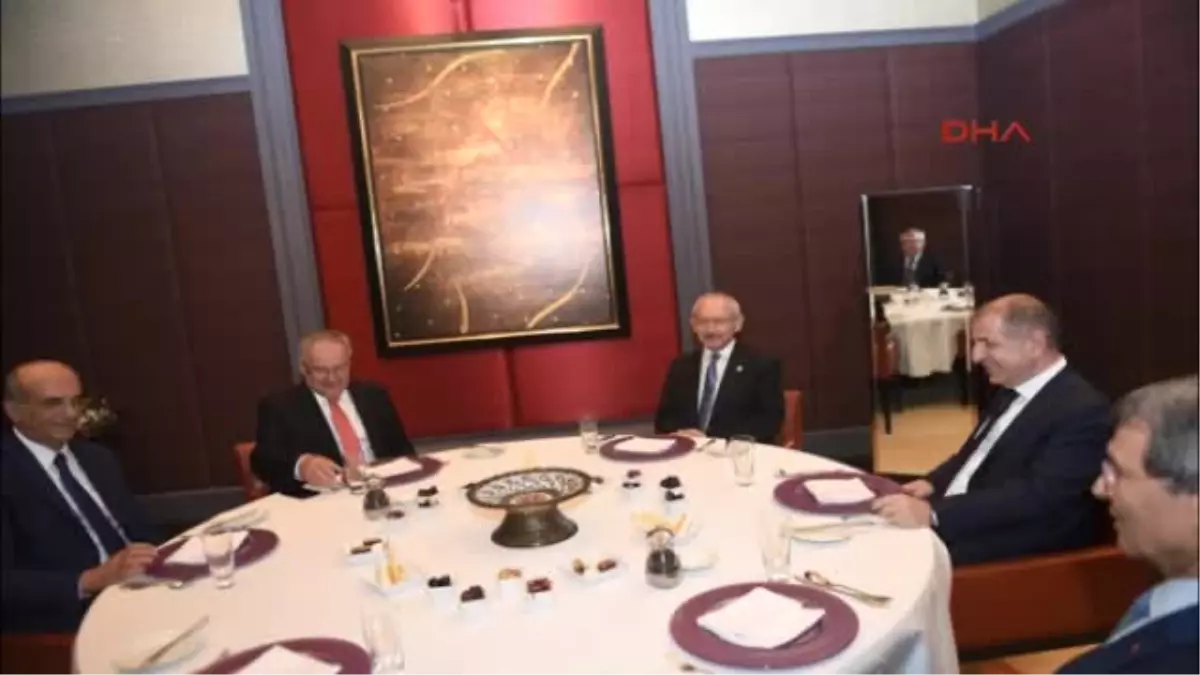 Kılıçdaroğlu, Ümit Özdağ Ile Iftarda Bir Araya Geldi