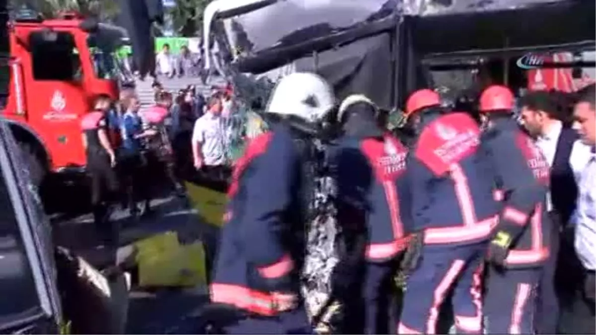 Metrobüs Kazasında Ağır Yaralanan Sürücü Hayatını Kaybetti