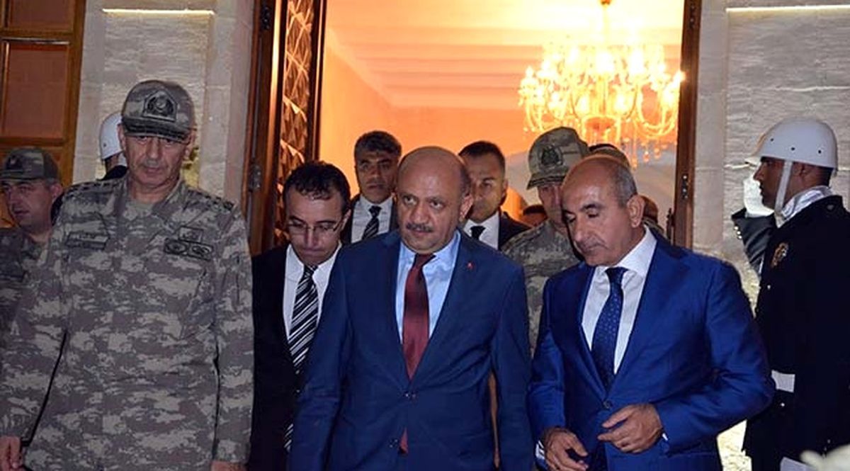 Milli Savunma Bakanı Işık, Kilis\'te