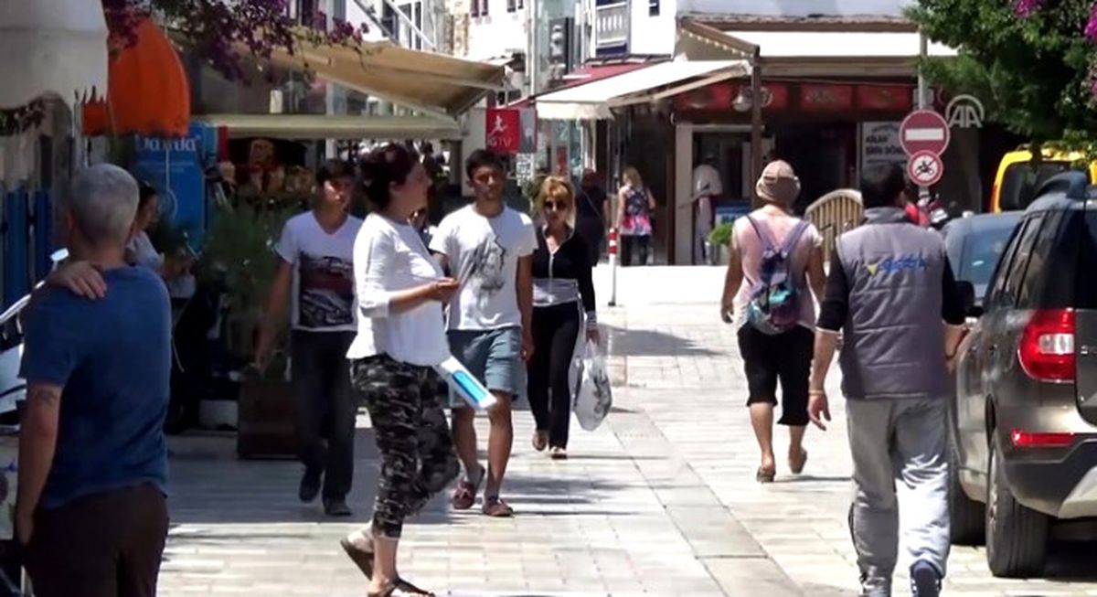 Okullar Kapandı Sahiller Hareketlendi