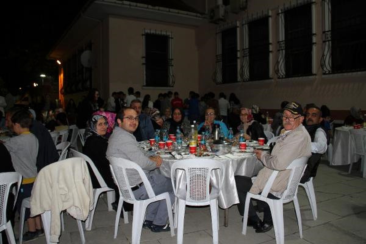 Osmanlı Geleneği Temcid, Ümraniye\'de Yâd Edildi