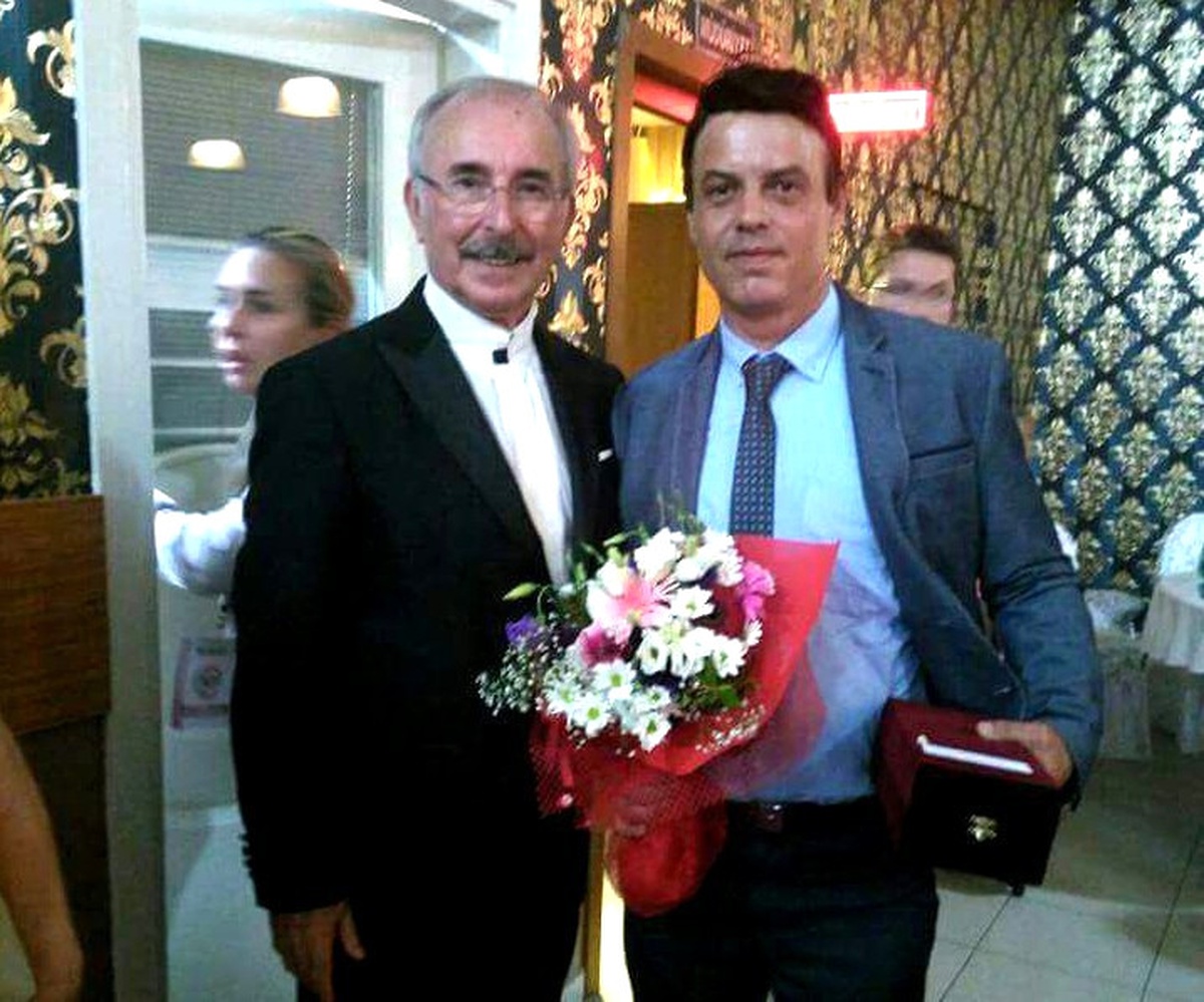 Sökeli Şair Hıfzı Altümsek\'in Sözlerini Yazdığı \'Deniz Kızı\'na Jüri Özel Ödülü