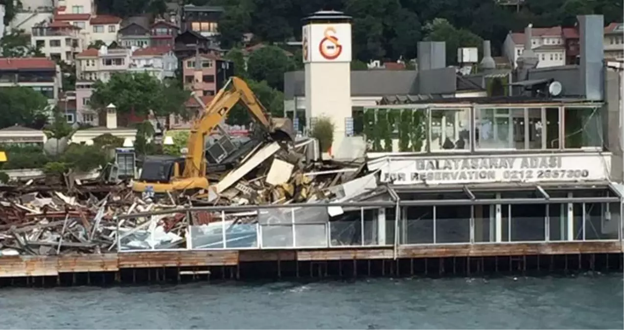 Belediye Meclis Üyesi, Galatasaray Adasına Cami Yapılmasını Önerdi