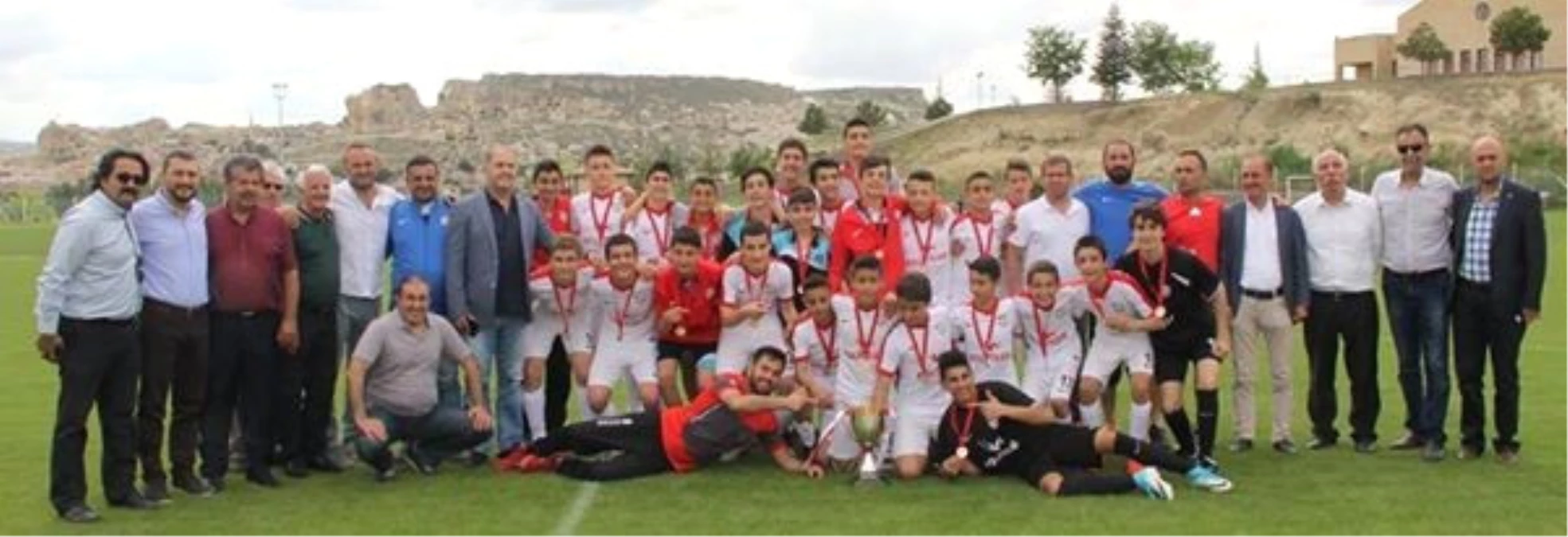 U14 Türkiye Şampiyonu Samsun Kadıköyspor Oldu