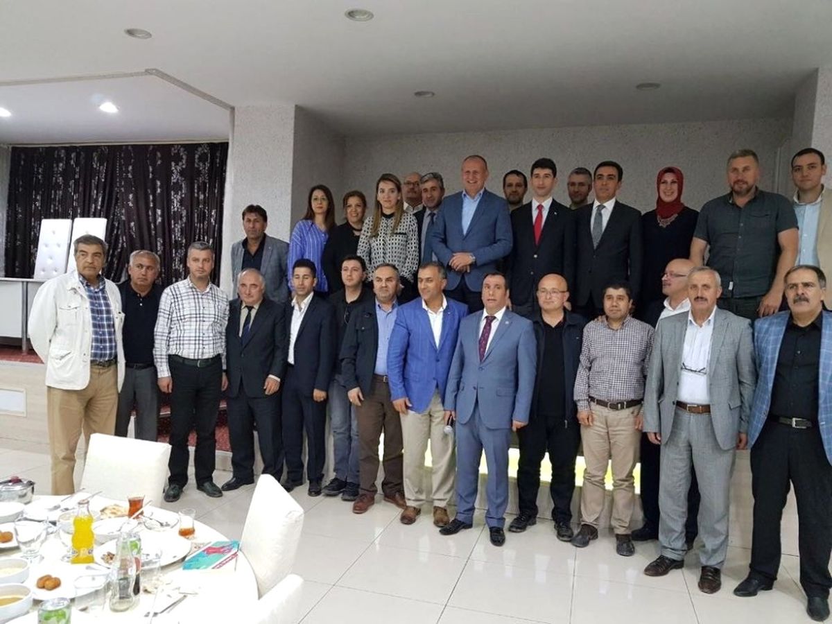 Yüksekova\'da İftara 2 Bin Kişi Katıldı