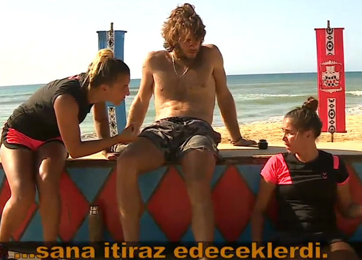 Berna ve Elif Arasında Tartışma!