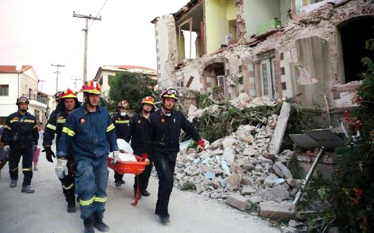 Dha Yurt: Midilli\'de Depremin Vurduğu İki Köy Taşınıyor