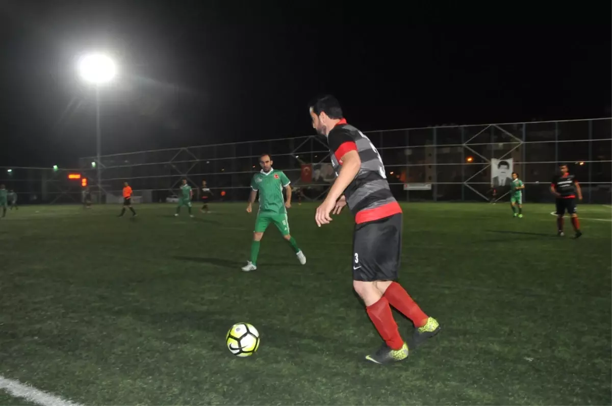 Erhan Aksay Turnuvası Hataylılara Futbol Ziyafeti Yaşatıyor