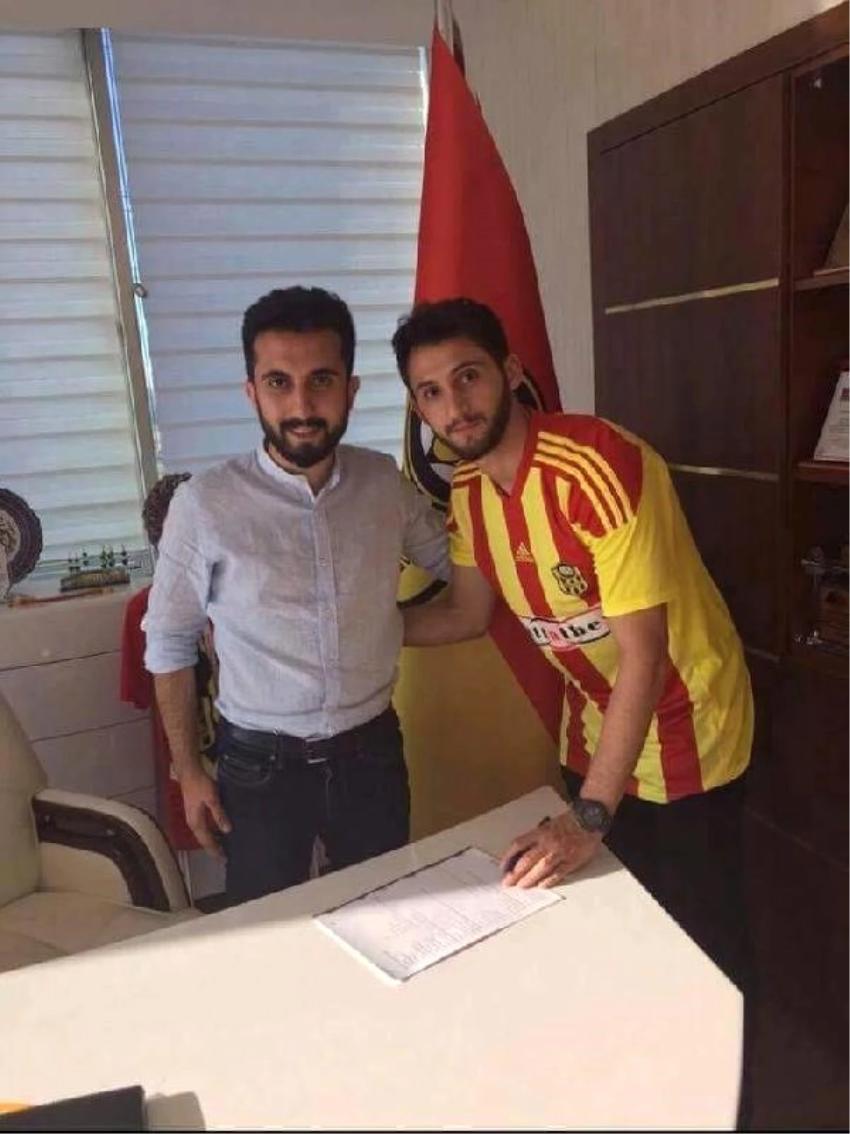 Evkur Yeni Malatyaspor, Ali Dere\'yi Transfer Etti