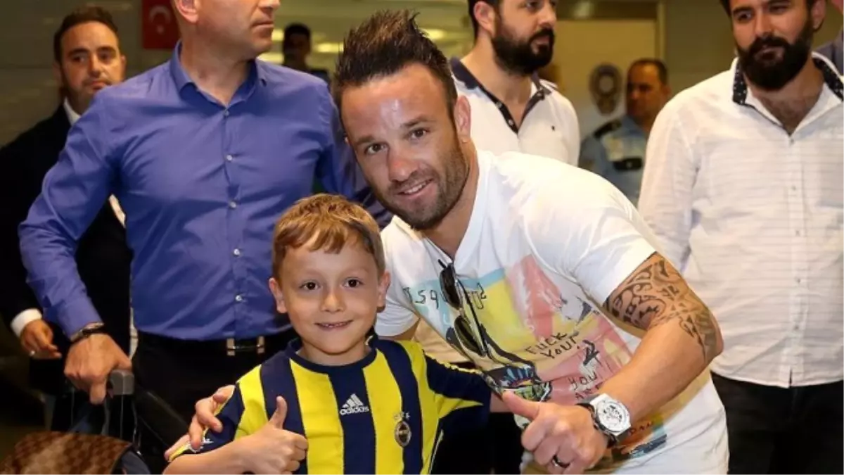 Fenerbahçe\'ye 12 Yıl Sonra İkinci Fransız