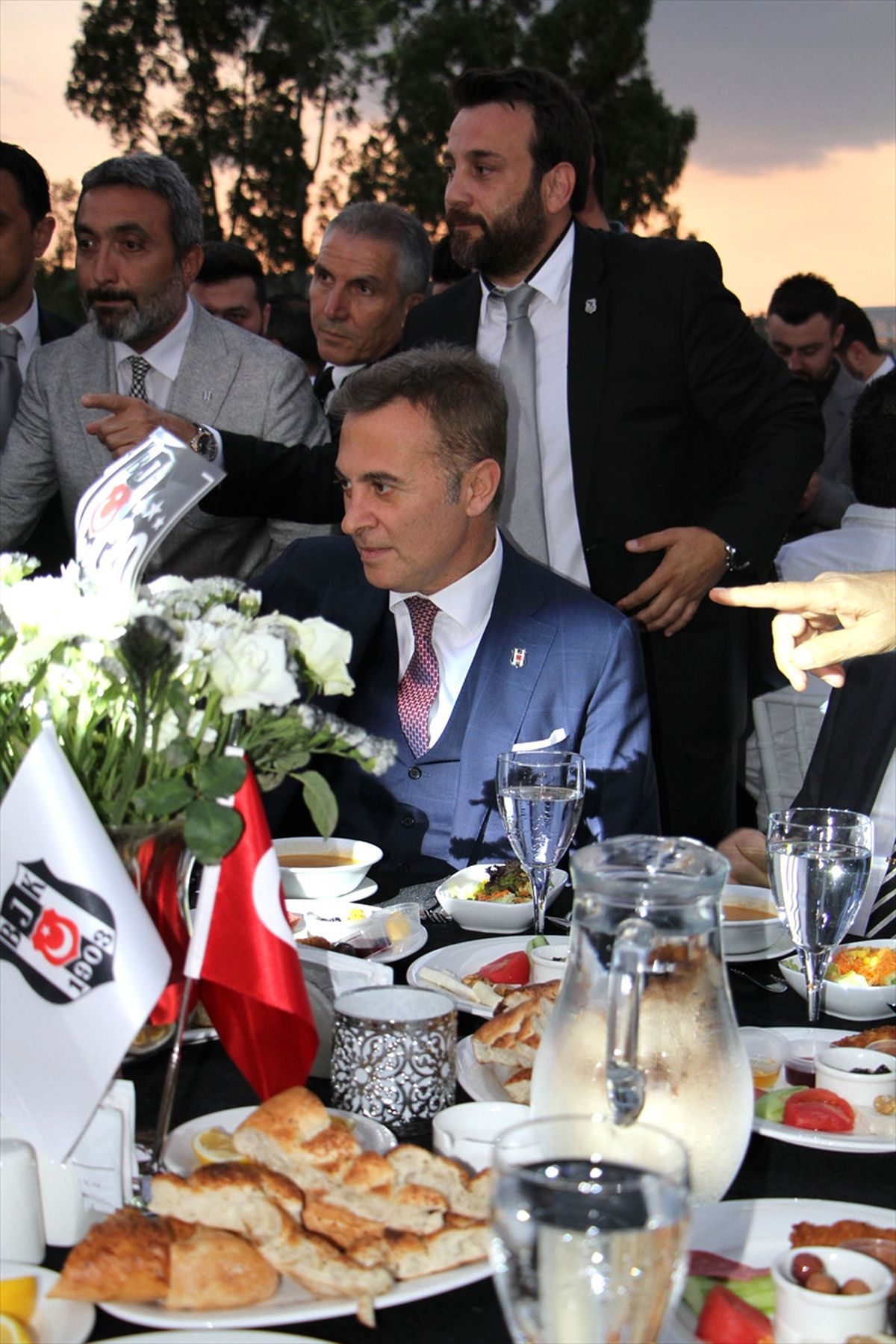 Fikret Orman, İzmir\'de Taraftarlarla Buluştu