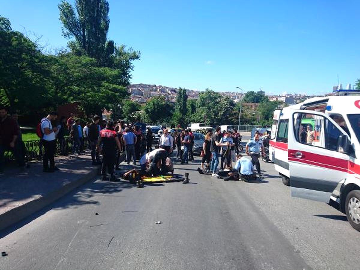 İstanbul\'da Kaza 2 Polis Yaralandı