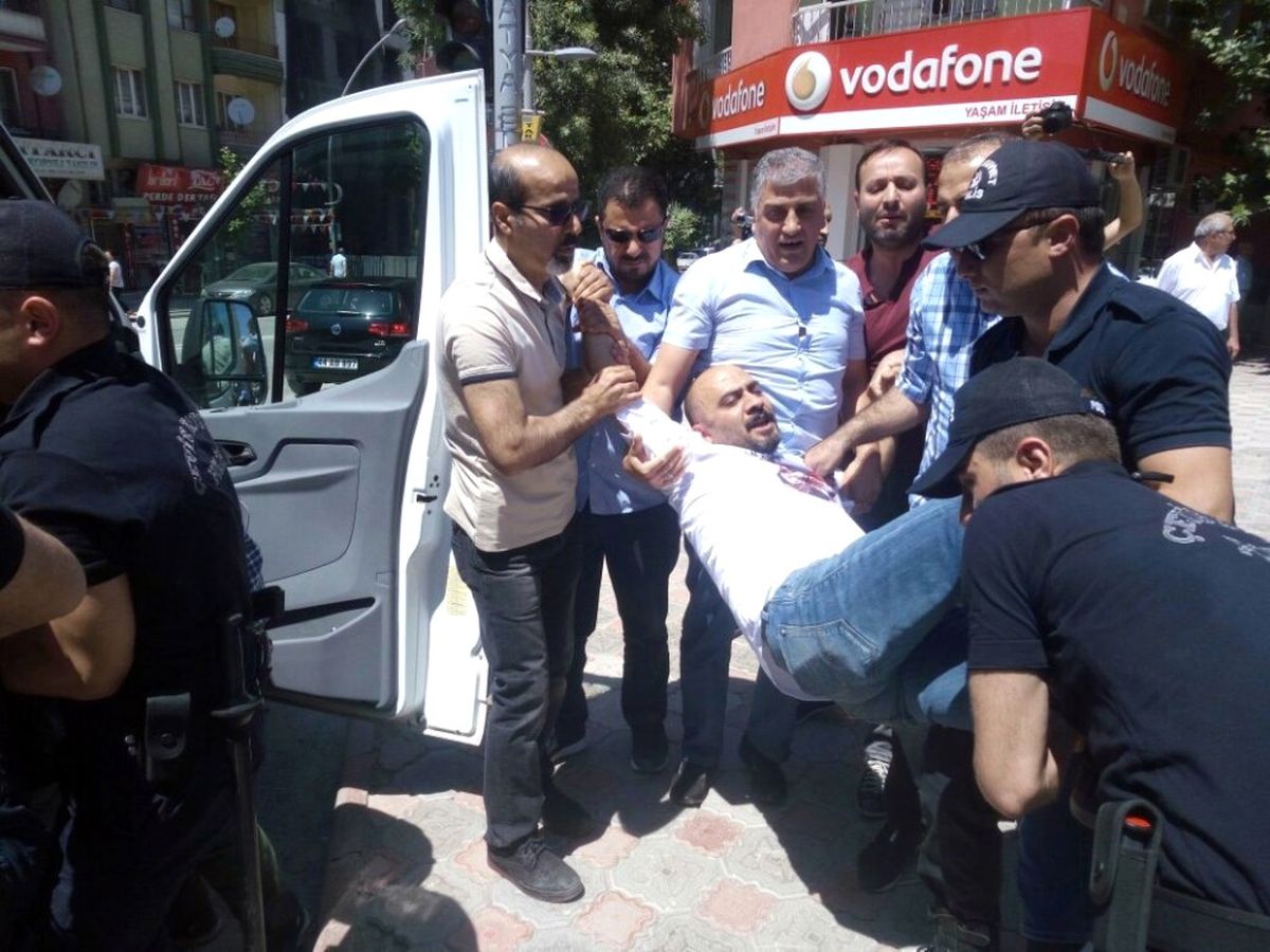 Kesk\'liler 3 Aylık Eylemlerini Sonlandırdı