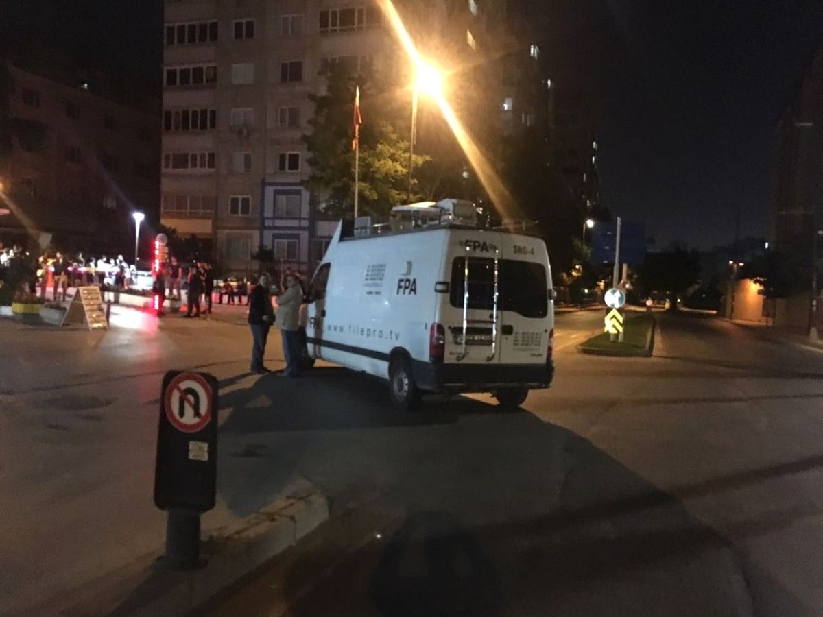 Lüks Sitede Canlı Yayın Aracı Gerginliği